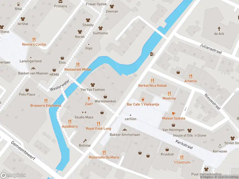 Ambulance met grote spoed naar de Herenstraat in Berkel en Rodenrijs