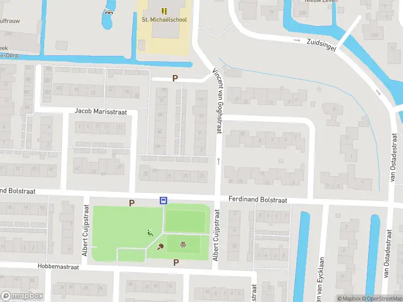 Ambulance met gepaste spoed naar de Vincent van Goghstraat in Hazerswoude-Dorp