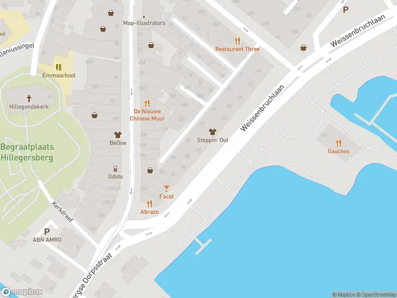 Ambulance met grote spoed naar de Weissenbruchlaan in Rotterdam