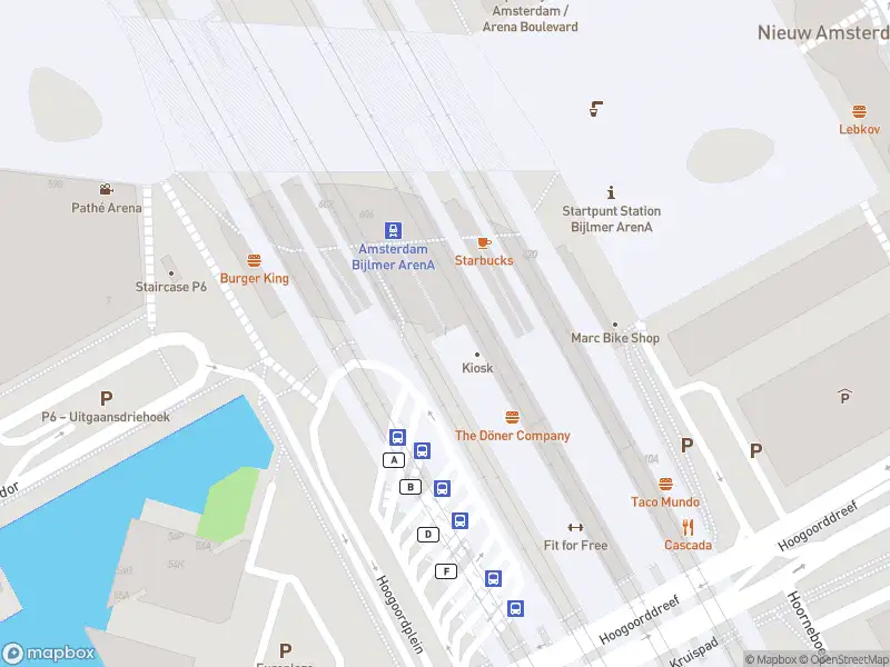 Ambulance met grote spoed naar de Hoogoordplein in Amsterdam