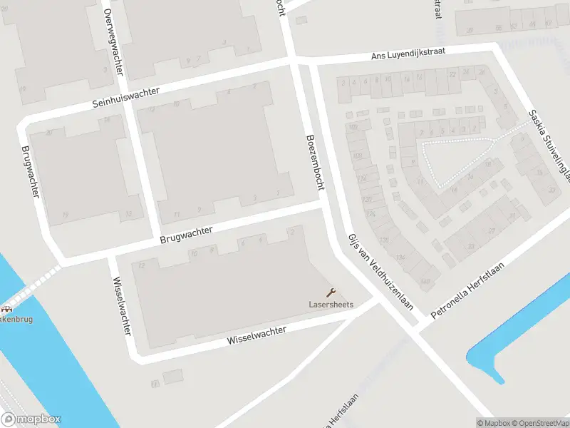 Ambulance met grote spoed naar de Brugwachter in Rotterdam