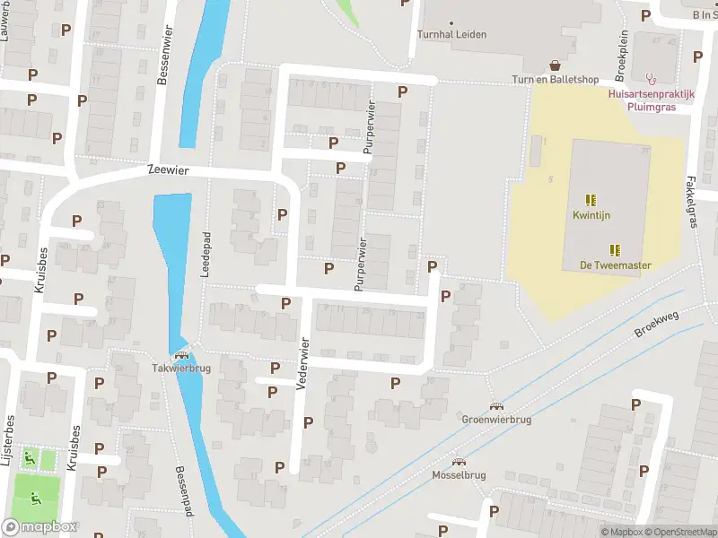 Ambulance met gepaste spoed naar de Purperwier in Leiden