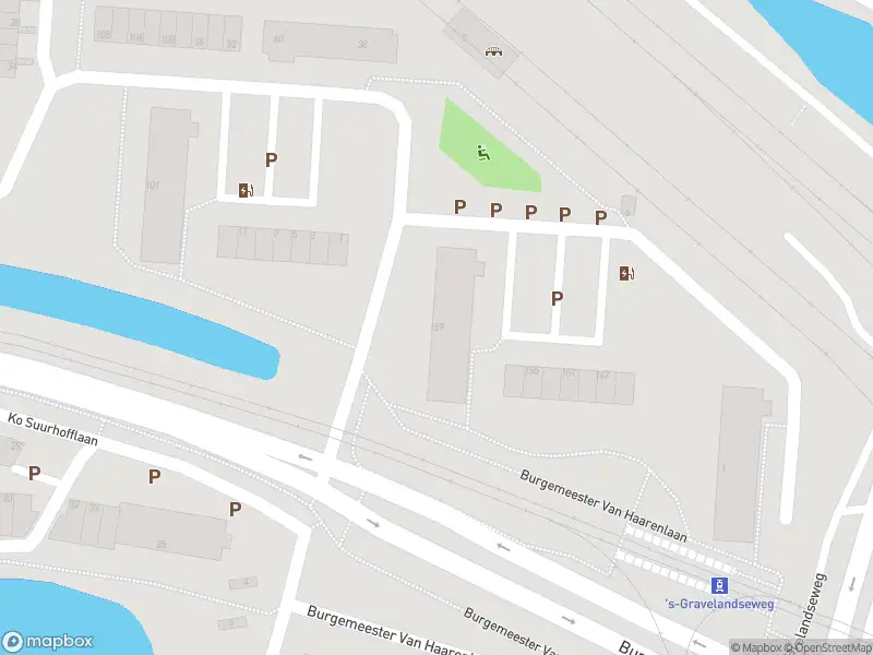 Ambulance met grote spoed naar de Louis Raemaekersstraat in Schiedam