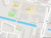 Ambulance met grote spoed naar de Jan de Louterpad in Amsterdam