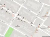 Ambulance met grote spoed naar de Noordmolenstraat in Rotterdam