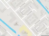 Ambulance met gepaste spoed naar de Van den Berghlaan in Hoofddorp