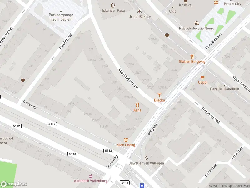 Ambulance met grote spoed naar de Insulindestraat in Rotterdam