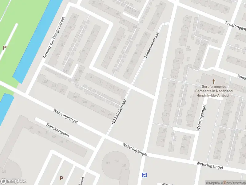 Ambulance met grote spoed naar de Schultz van Haegenstraat in Hendrik-Ido-Ambacht