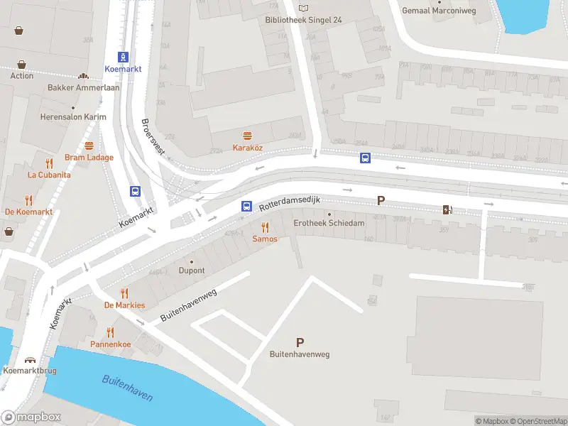 Ambulance met gepaste spoed naar de Rotterdamsedijk in Schiedam