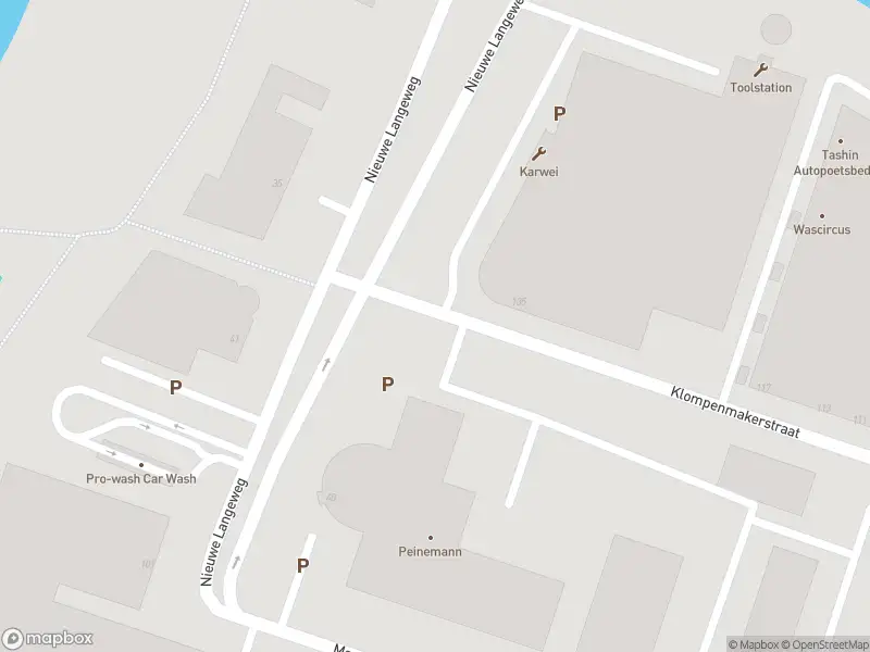 Ambulance met grote spoed naar de Nieuwe Langeweg in Hoogvliet Rotterdam