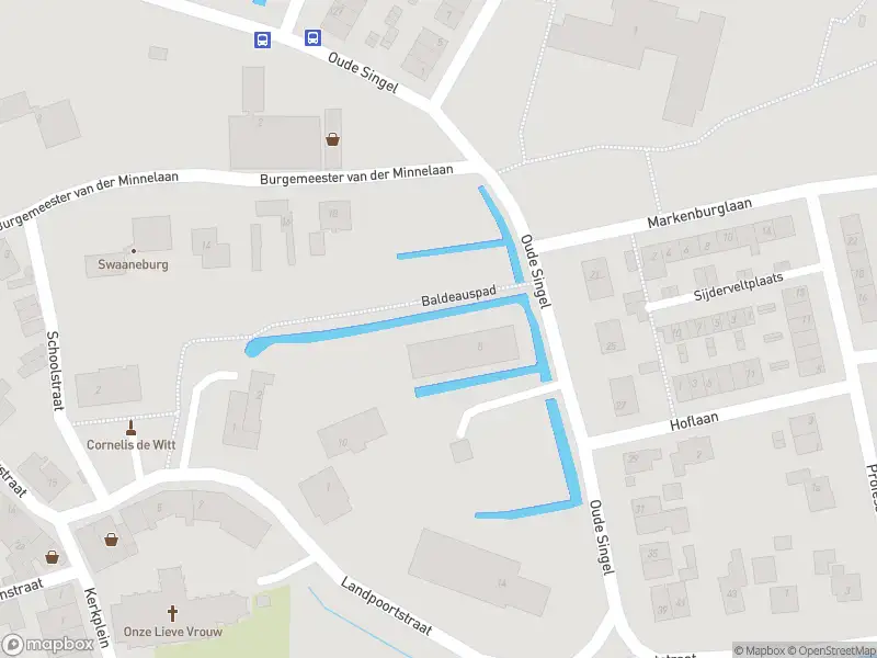 Ambulance met gepaste spoed naar de Oude Singel in Geervliet