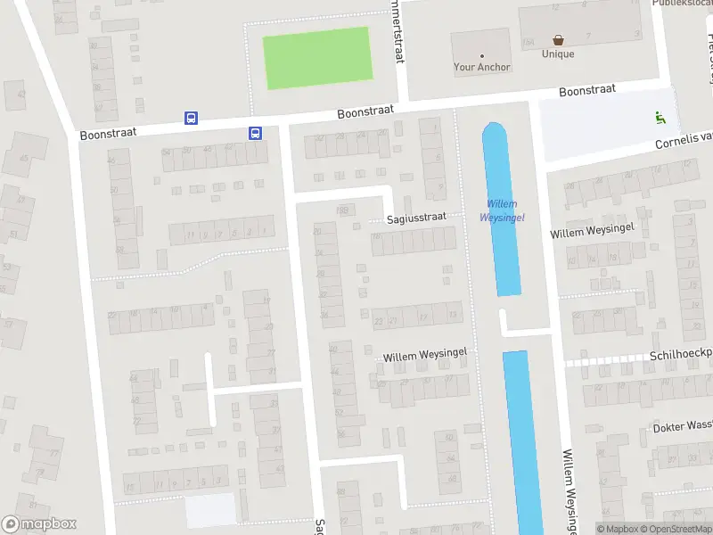 Ambulance met gepaste spoed naar de Sagiusstraat in Pernis Rotterdam