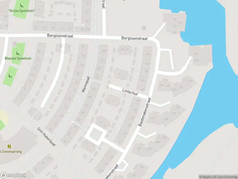 Ambulance met gepaste spoed naar de Linterhof in Amsterdam