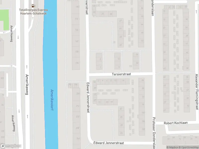 Ambulance met grote spoed naar de Tersierstraat in Haarlem