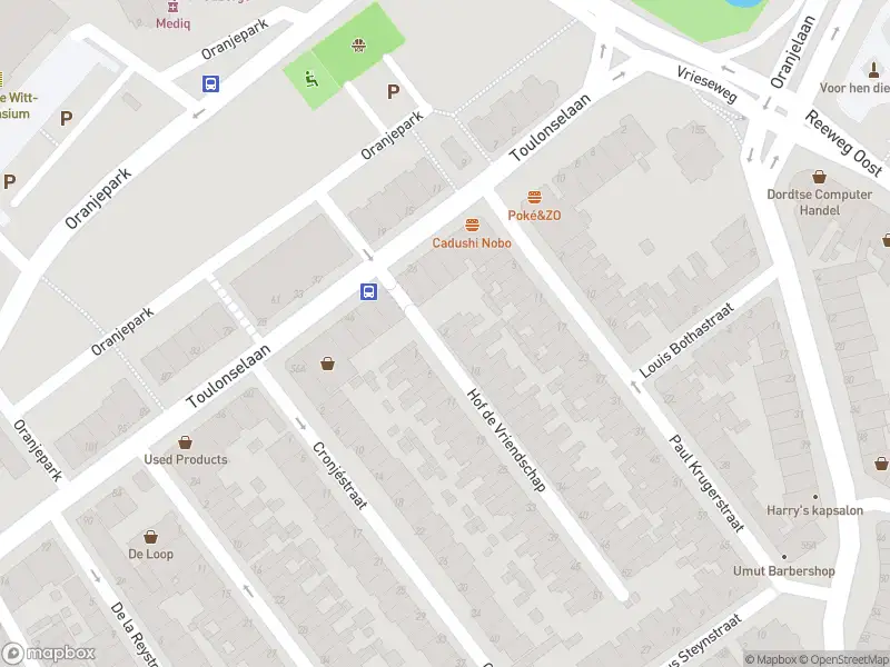 Ambulance met grote spoed naar de Hof de Vriendschap in Dordrecht