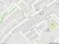 Ambulance met grote spoed naar de Wilhelminaplein in Bennebroek