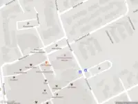 Brandweer met grote spoed naar de Schoolstraat in Malden vanwege voertuigbrand