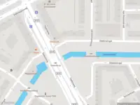 Ambulance met gepaste spoed naar de Statensingel in Rotterdam