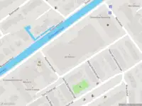 Ambulance met grote spoed naar de Kluizenaarsbocht in Delft