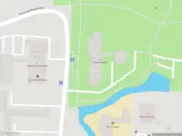 Ambulance met grote spoed naar de Maarten Harpertsz. Trompweg in Dordrecht