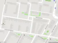 Ambulance met grote spoed naar de Willem Kromhoutstraat in Amsterdam