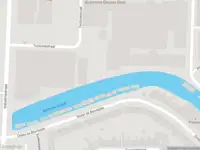 Ambulance met gepaste spoed naar de Nijverheidsstraat in Gouda