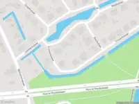 Brandweer met gepaste spoed naar de Prinsenboslaan in Vleuten vanwege een buitenbrand