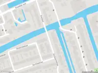 Ambulance met gepaste spoed naar de Van Beijerenstraat in Molenaarsgraaf