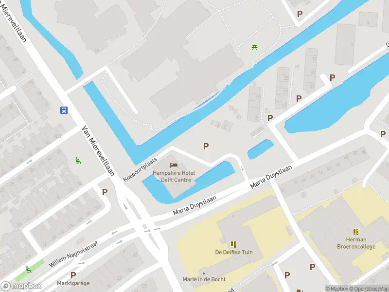 Ambulance met gepaste spoed naar de Koepoortplaats in Delft