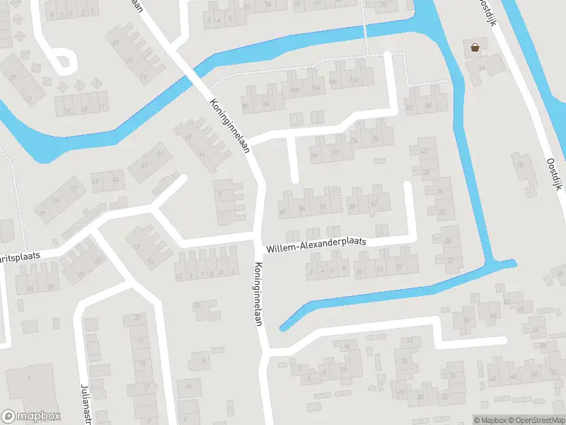 Ambulance met grote spoed naar de Willem-Alexanderplaats in Hellevoetsluis