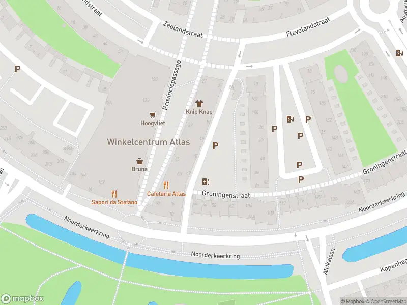 Ambulance met grote spoed naar de Drenthestraat in Alphen aan den Rijn