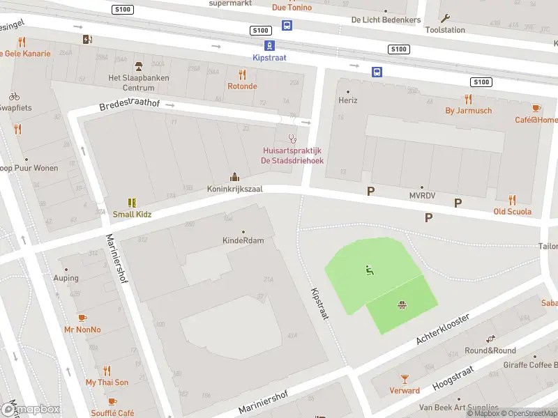 Ambulance met grote spoed naar de Kipstraat in Rotterdam