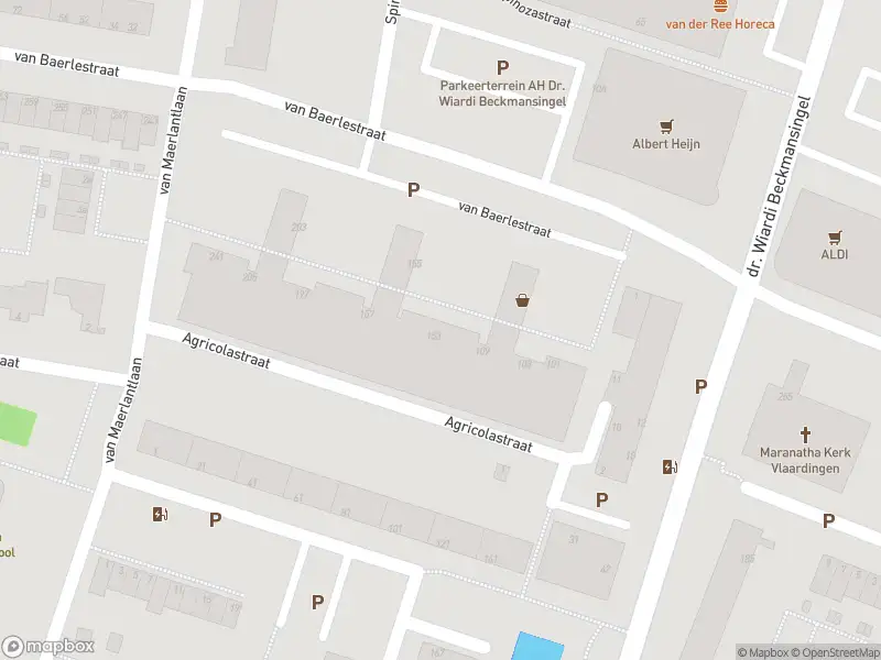 Ambulance met grote spoed naar de Van Baerlestraat in Vlaardingen