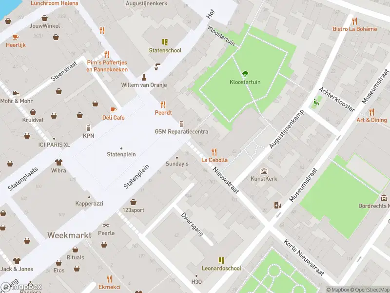 Ambulance met gepaste spoed naar de Nieuwstraat in Dordrecht