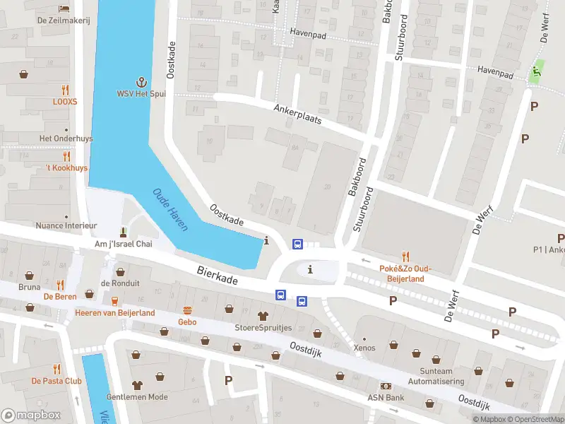 Ambulance met gepaste spoed naar de Oostkade in Oud-Beijerland