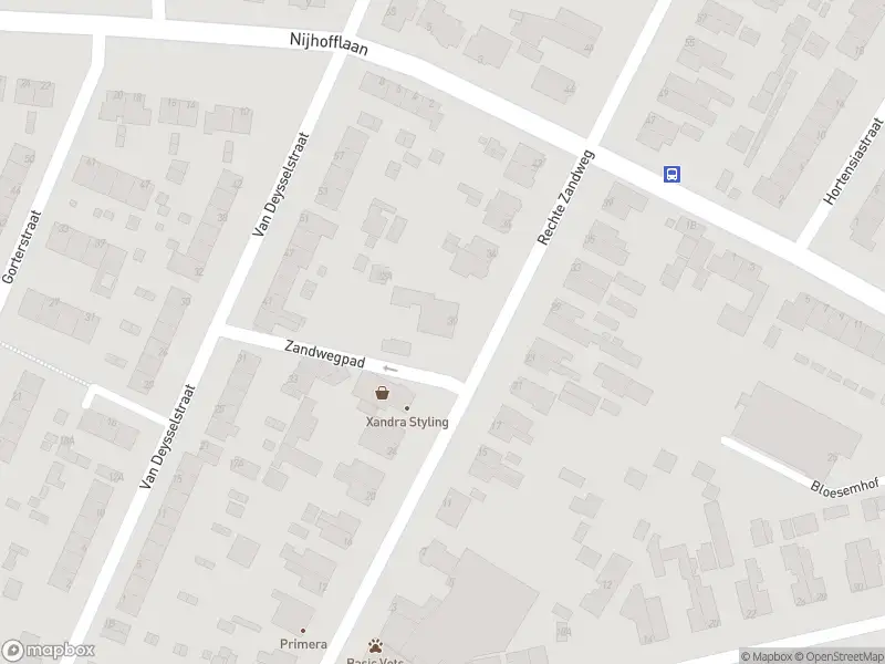 Ambulance met grote spoed naar de Rechte Zandweg in Dordrecht