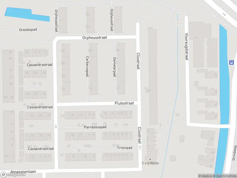 Brandweer met gepaste spoed naar de Demeterpad in Rotterdam vanwege reanimatie