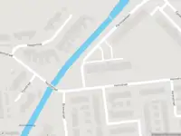 Ambulance met grote spoed naar de Parnassialaan in Hellevoetsluis