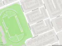 Politie met grote spoed naar de Bredaseweg in Etten-Leur vanwege letsel