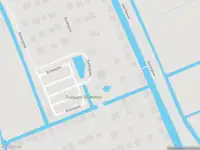 Ambulance met grote spoed naar de Buitengouw in Amsterdam