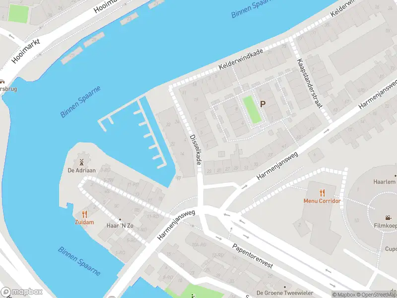 Ambulance met gepaste spoed naar de Disselkade in Haarlem