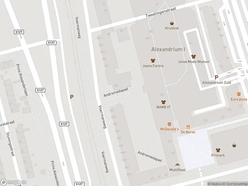 Ambulance met gepaste spoed naar de Voermanweg in Rotterdam