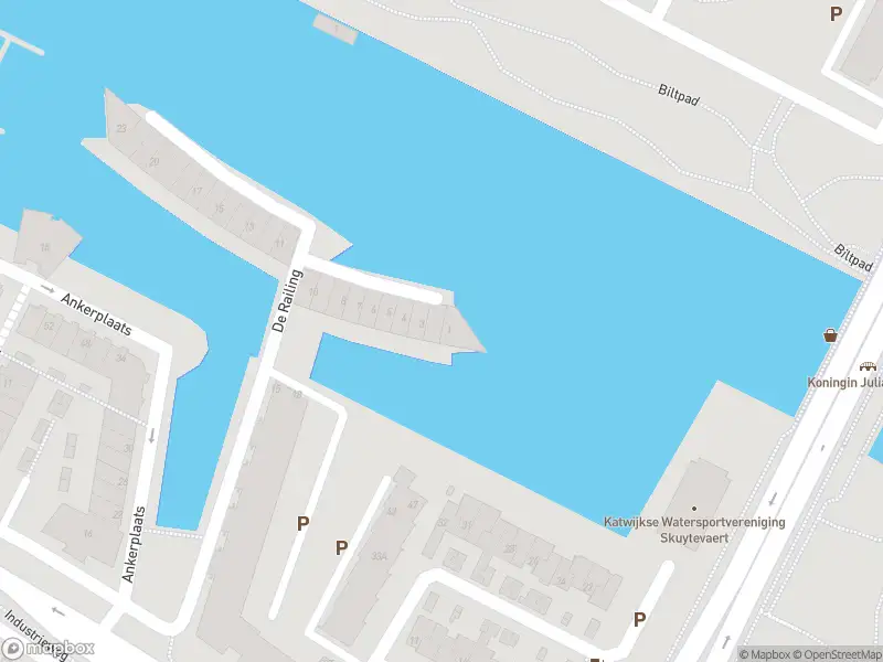 Ambulance met grote spoed naar de 't Schip in Katwijk