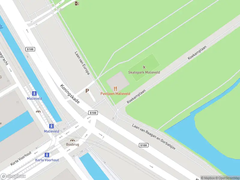 Ambulance met grote spoed naar de Koekamplaan in 's-Gravenhage