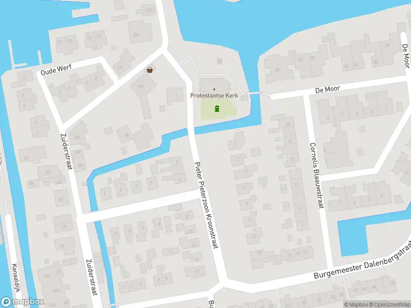 Ambulance met grote spoed naar de Pieter Pieterzoon Kroonstraat in West-Graftdijk