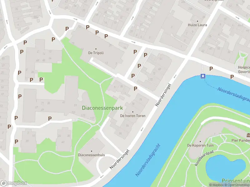 Brandweer met gepaste spoed naar de Natalstraat in Leeuwarden vanwege een liftopsluiting