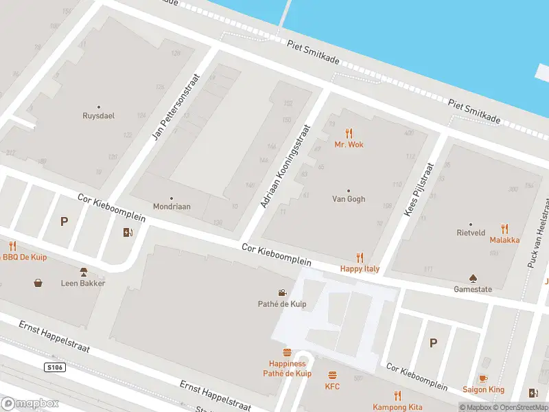 Ambulance met grote spoed naar de Adriaan Kooningsstraat in Rotterdam