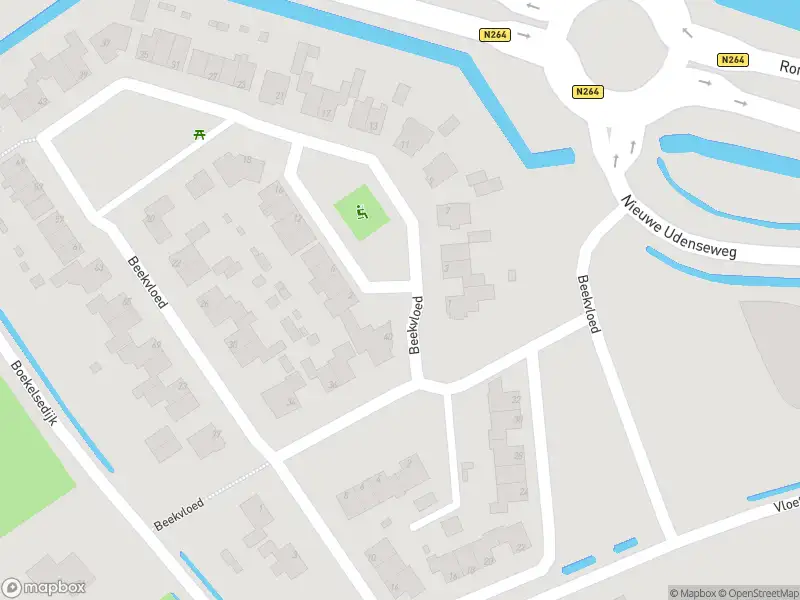 Traumahelikopter met grote spoed naar de Beekvloed in Volkel