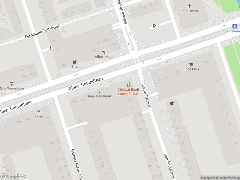 Ambulance met gepaste spoed naar de Pieter Calandlaan in Amsterdam