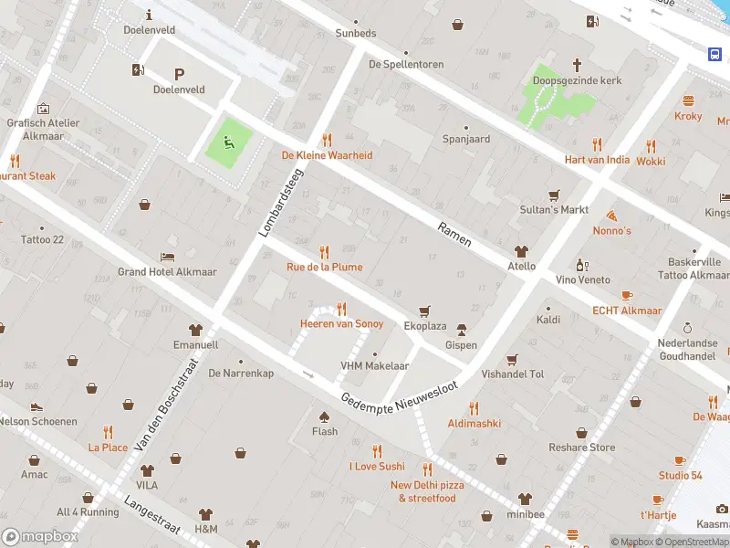 Ambulance met gepaste spoed naar de Veerstraat in Alkmaar